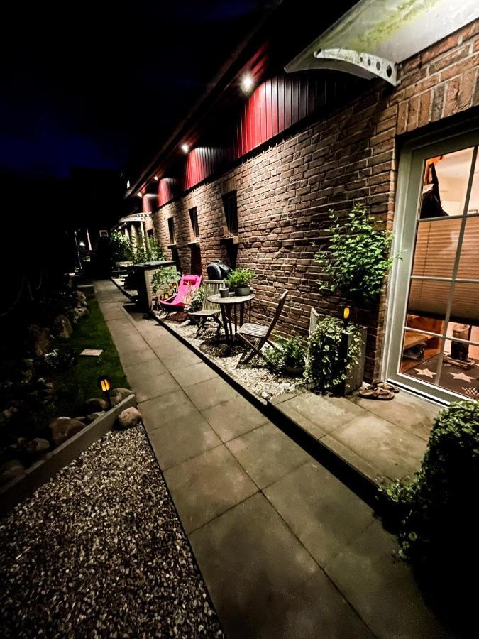 Op'N Doerp Apartments Barsbek Exterior foto